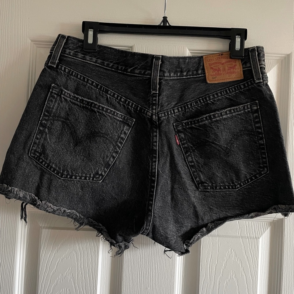 Levi’s 501 original shorts high rise button up- size 29 black